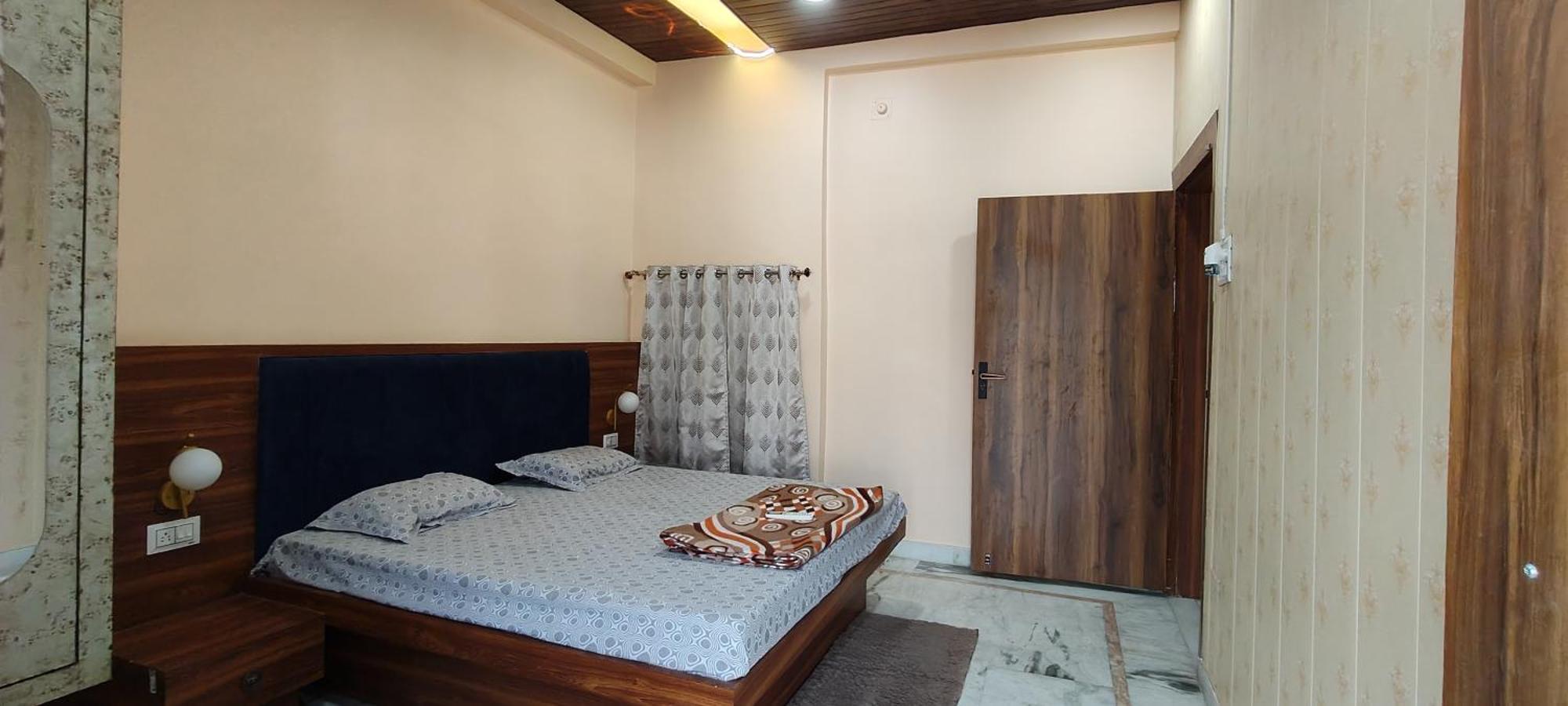 ורנאסי Kashivas - Spacious 2Bhk Near Assi Ghat מראה חיצוני תמונה